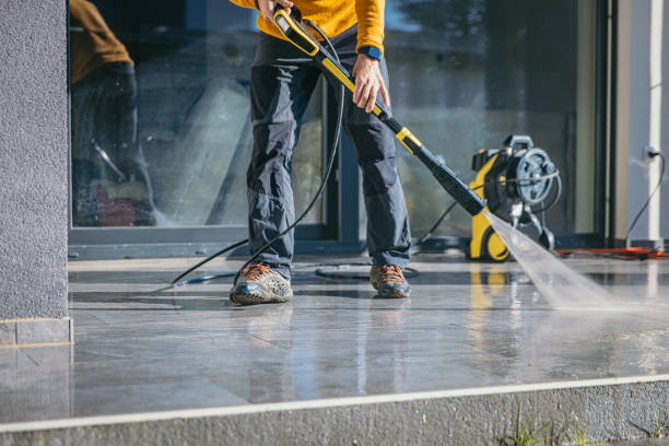 Why Choose Our Certified Pressure Washing Experts for Your Project Needs in Chesaning, MI?